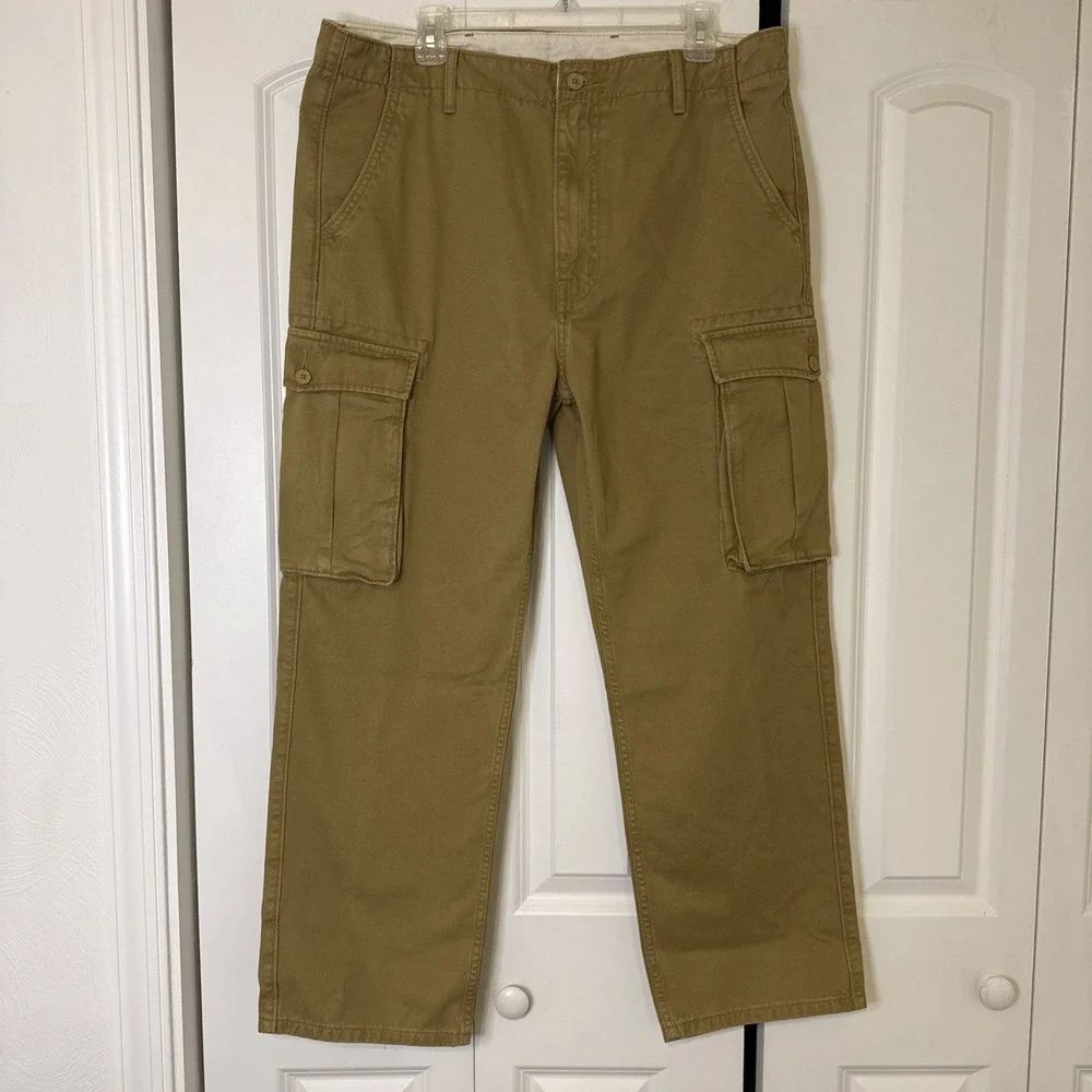 Vintage Levi's Cargo Pants Mens Size 36 x28 Tan  Relaxed Fit Straight Leg